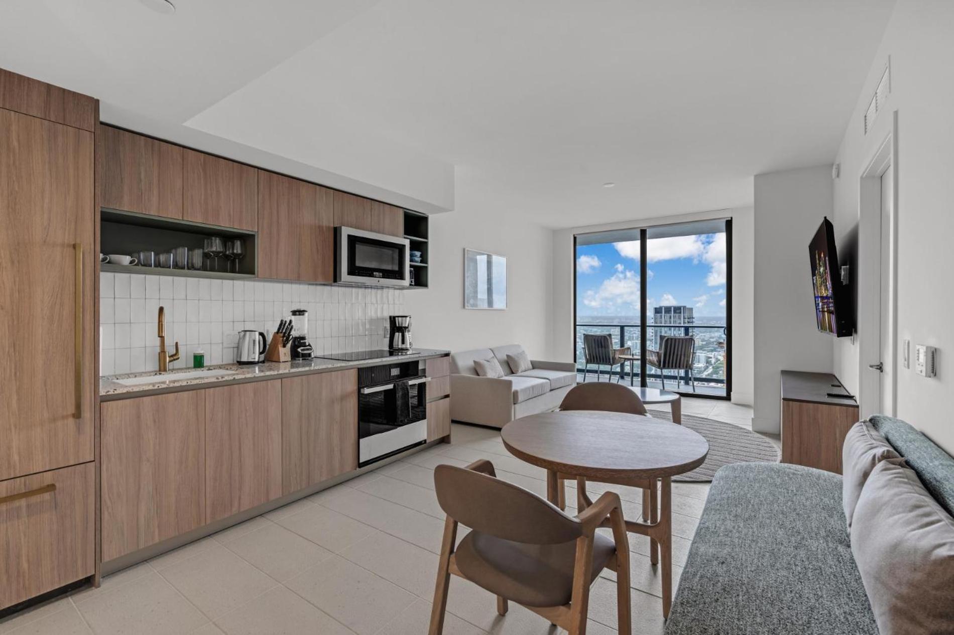 Modern 1Br Apartment With Breathtaking Views Heart Of Downtown Miami Exterior photo