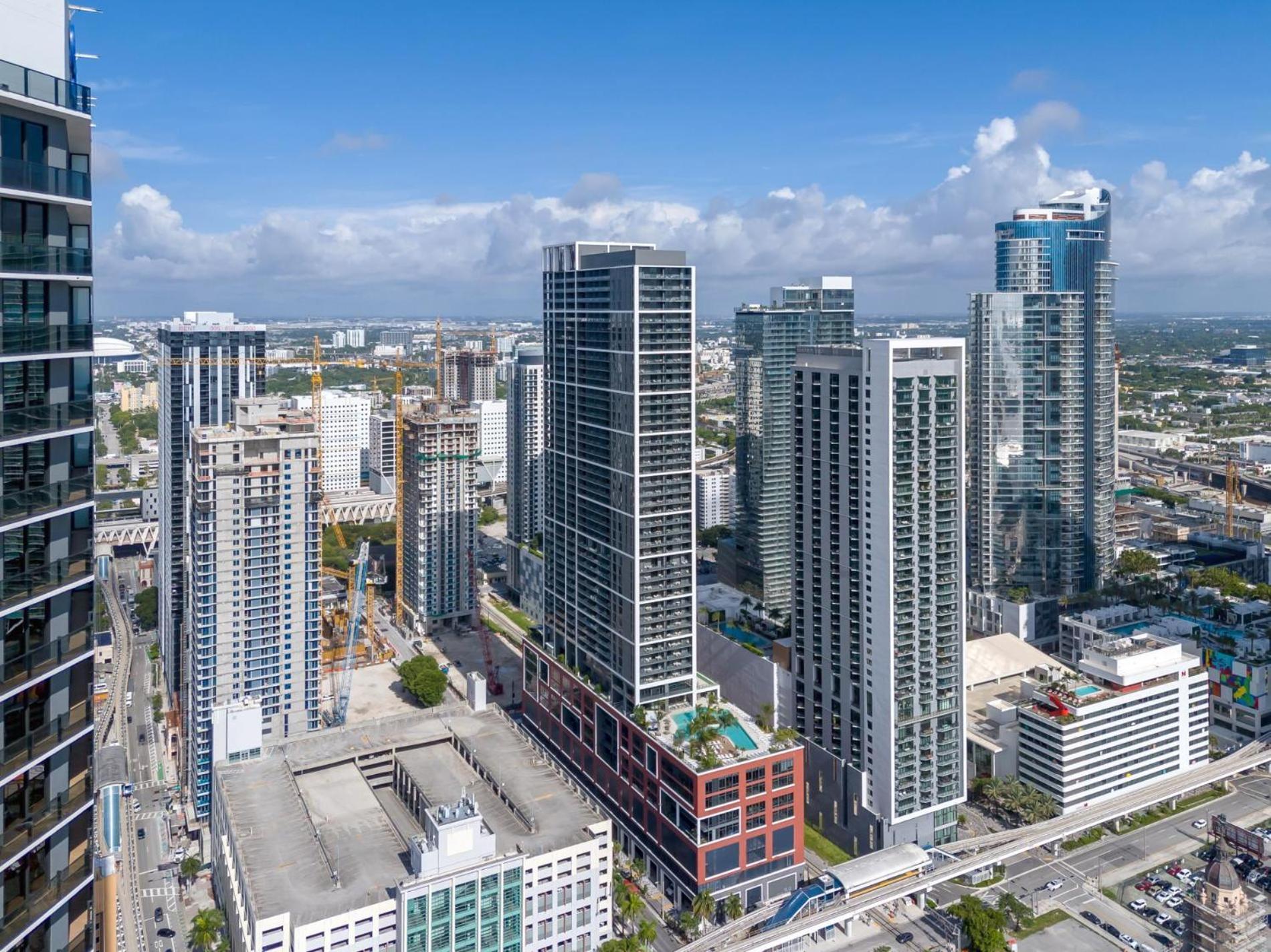 Modern 1Br Apartment With Breathtaking Views Heart Of Downtown Miami Exterior photo